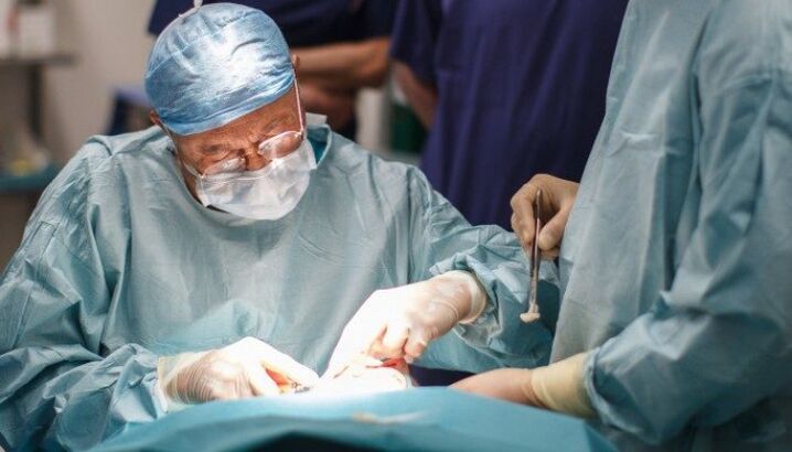 Operatsioon silma klaaskeha eemaldamiseks (vitrektoomia)